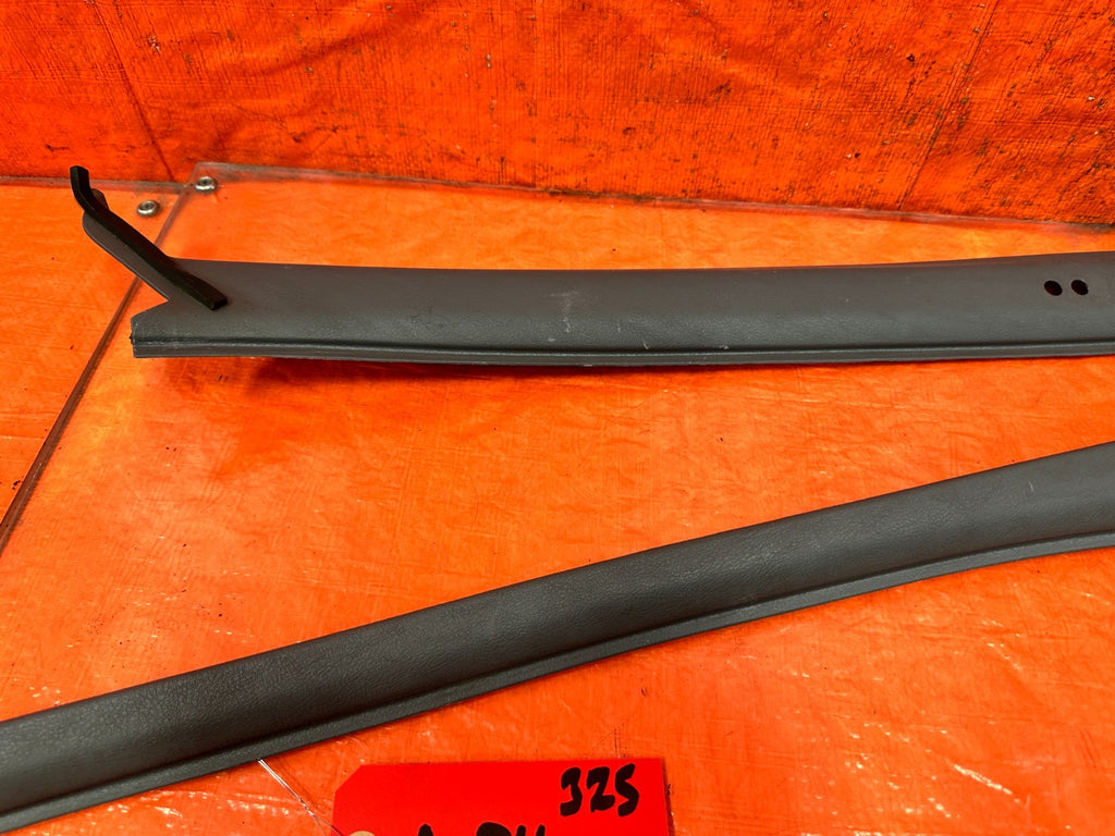 90 91 HONDA CIVIC HATCHBACK   LEFT & RIGHT A PILLARS   OEM 3256