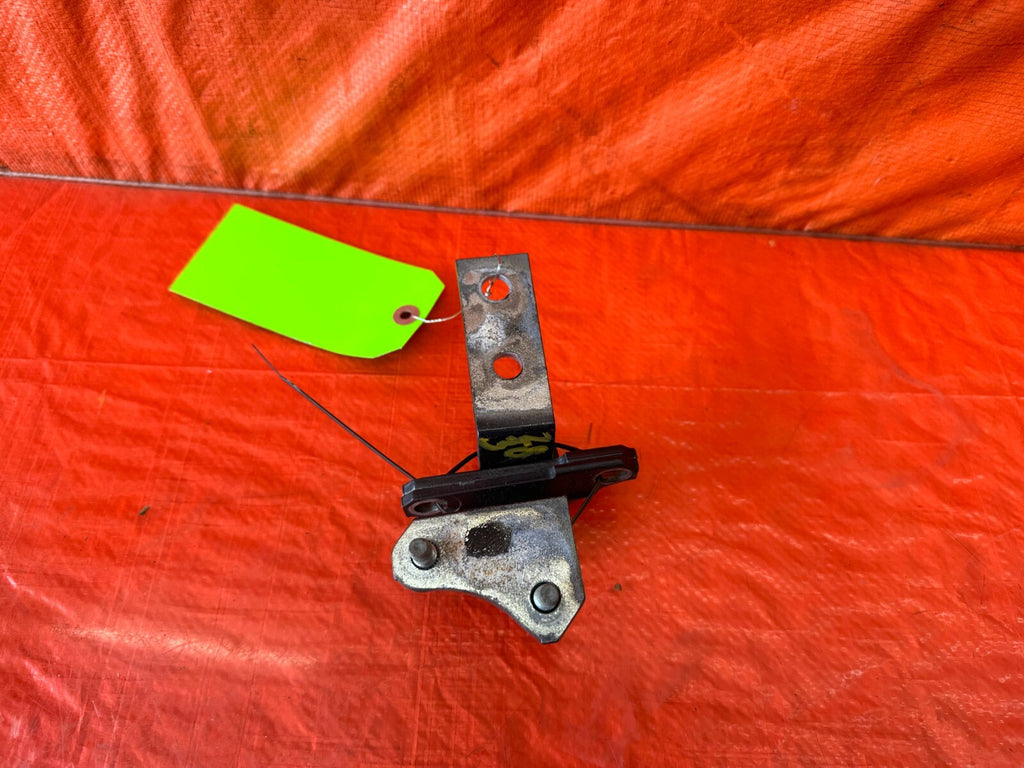 09 13 INFINITI G37 SEDAN PASSENGER RIGHT REAR DOOR HINGE SET UPPER LOWER OEM 2385