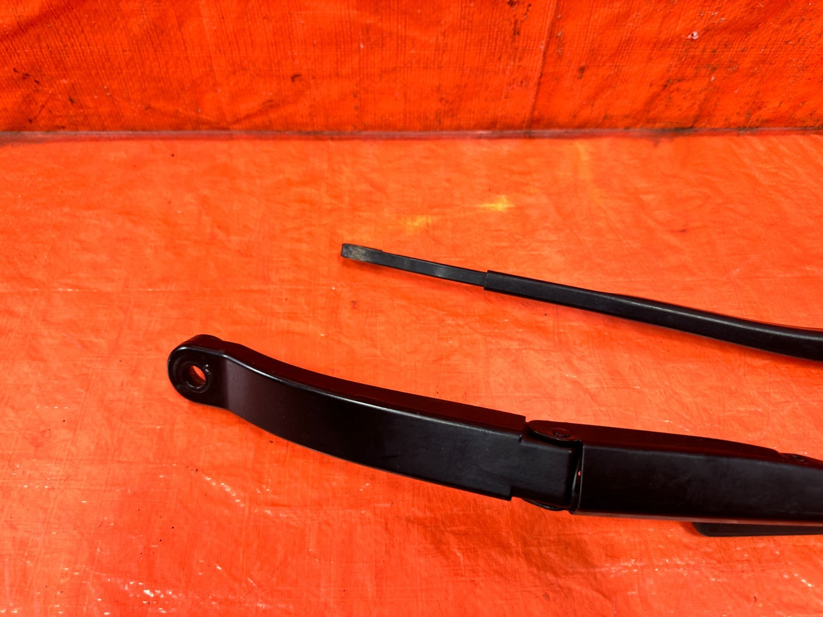 09 14 ACURA TSX   WINDSHIELD WIPER ARM SET   LEFT AND RIGHT WITH BLADES OEM #3053