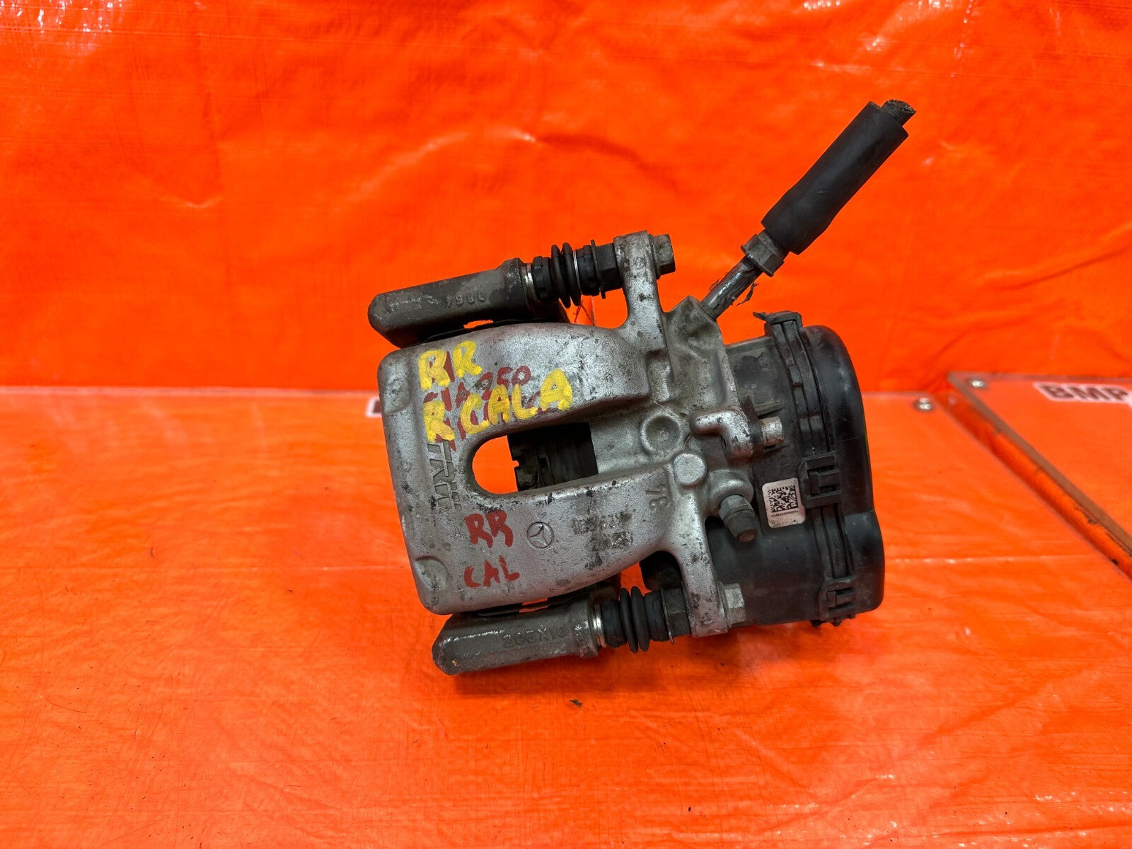 14 19 MERCEDES BENZ CLA 250   FWD   PASSENGER RIGHT REAR BRAKE CALIPER   OEM0