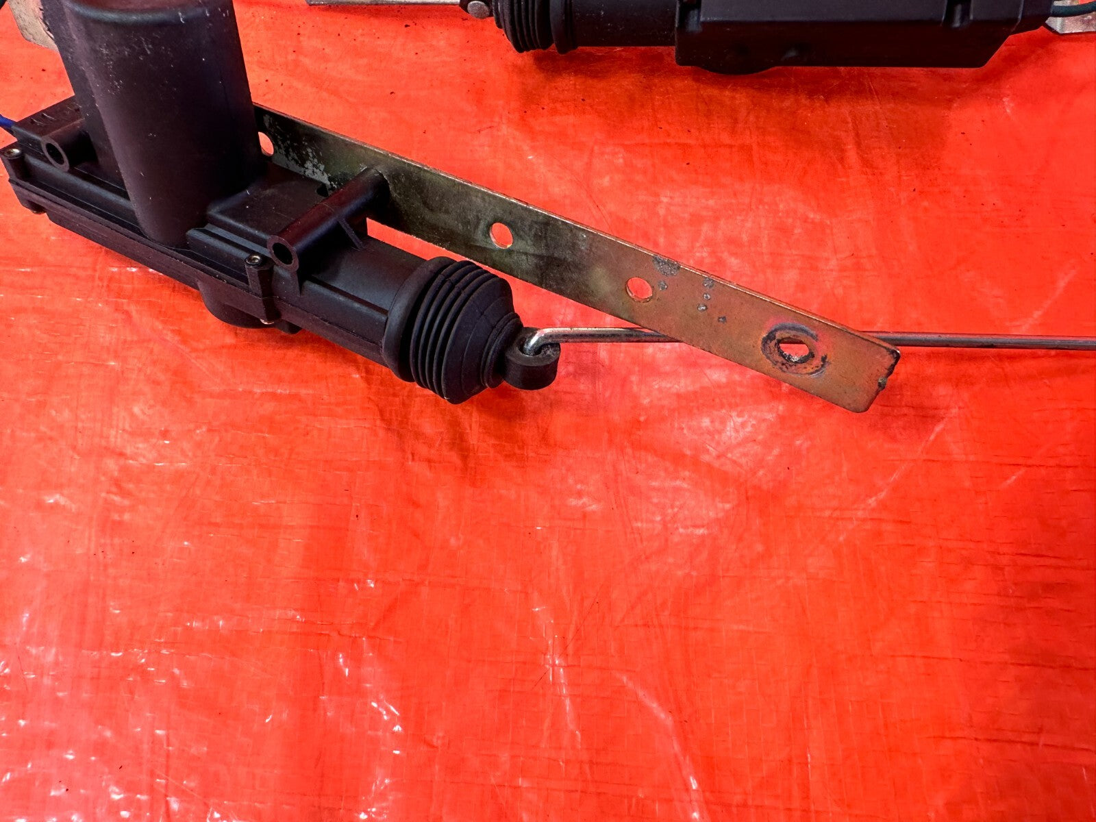 92 96 HONDA PRELUDE   AFTERMARKET POWER DOOR LOCKS   2735
