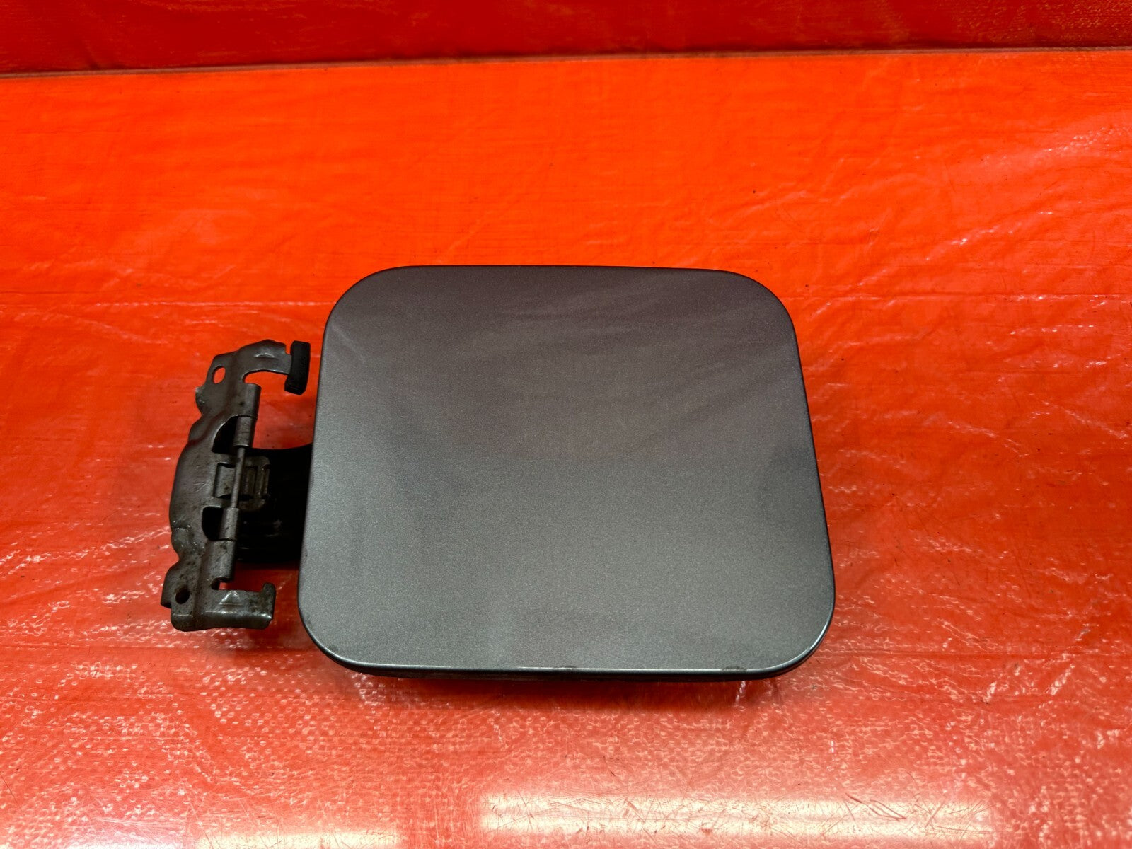 14 20 INFINITI Q50 GASOLINE GAS TANK LID COVER   GRAY COLOR    OEM #1854