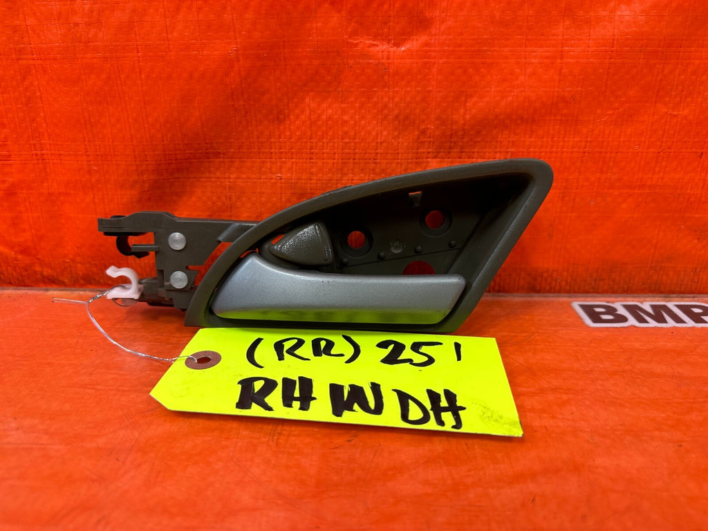 08 12 HONDA ACCORD SEDAN   DRIVER LEFT REAR   INTERIOR DOOR HANDLE   OEM 2510