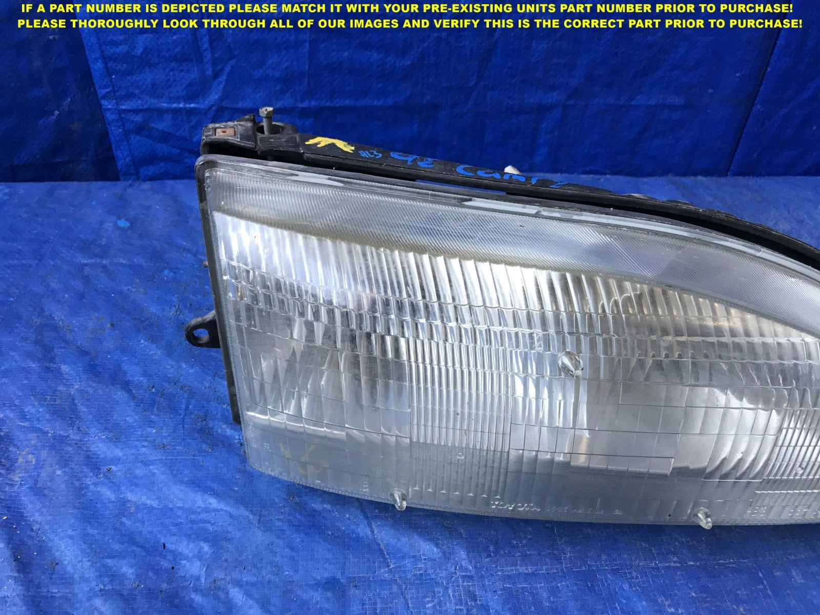 OEM 1995 1996 95 96 TOYOTA CAMRY   PASSENGER RIGHT HEADLIGHT   1 BAD TAB 3