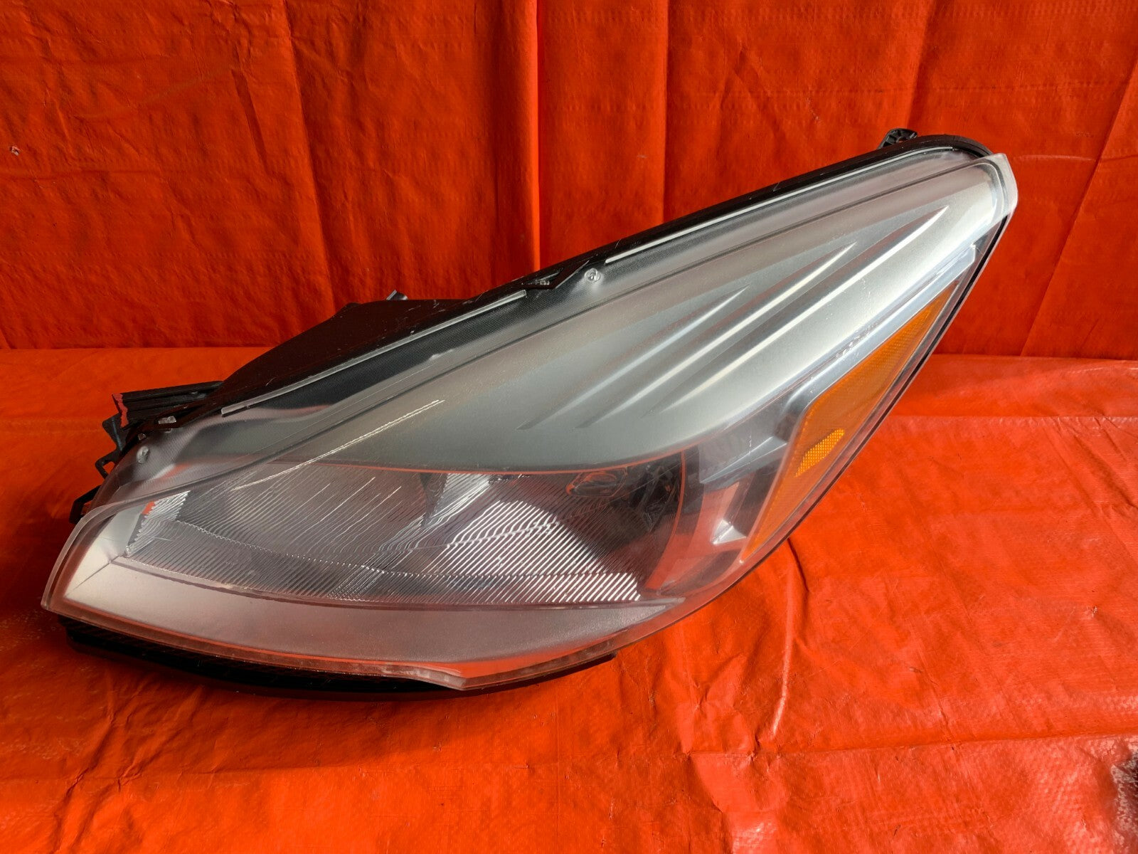 OEM 2014 2015 2016 FORD ESCAPE   DRIVER LEFT HEADLIGHT HEADLAMP HALOGEN 5