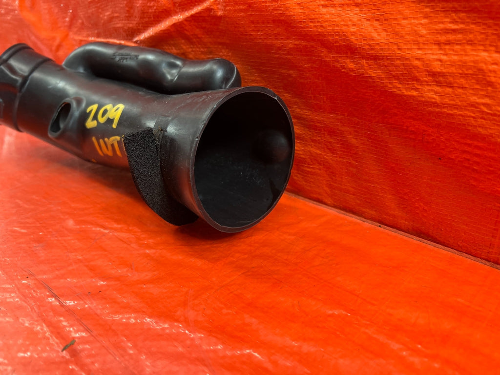 04 05 ACURA TSX   AIR INTAKE TUBE B   OEM PART # 17253 RBA 000   OEM #2095