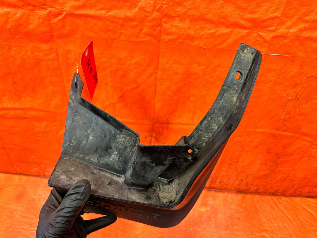 90 91 HONDA CIVIC HATCHBACK   DRIVER LEFT REAR MUD FLAP   OEM FACTORY OE #3255