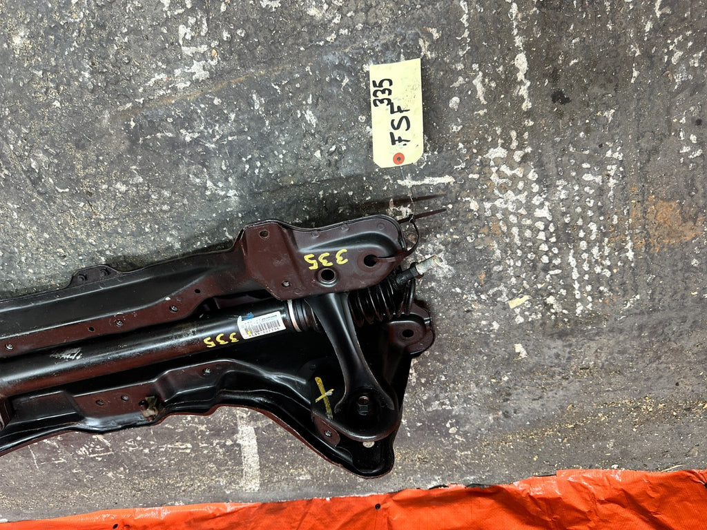 97 01 HONDA PRELUDE 2.2L FRONT SUBFRAME K MEMBER W/ POWER STEERING RACK OEM #3354