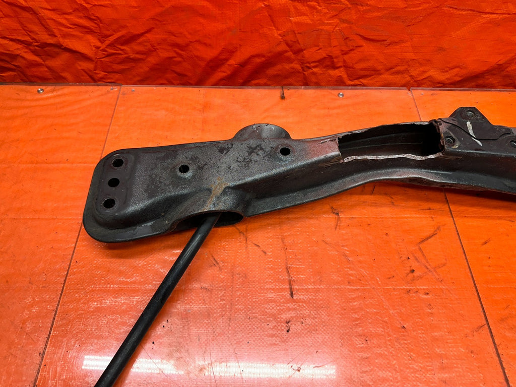 92 96 HONDA PRELUDE FRONT SUBFRAME CROSSMEMBER FRONT HALF W/ RODS   OEM #3328