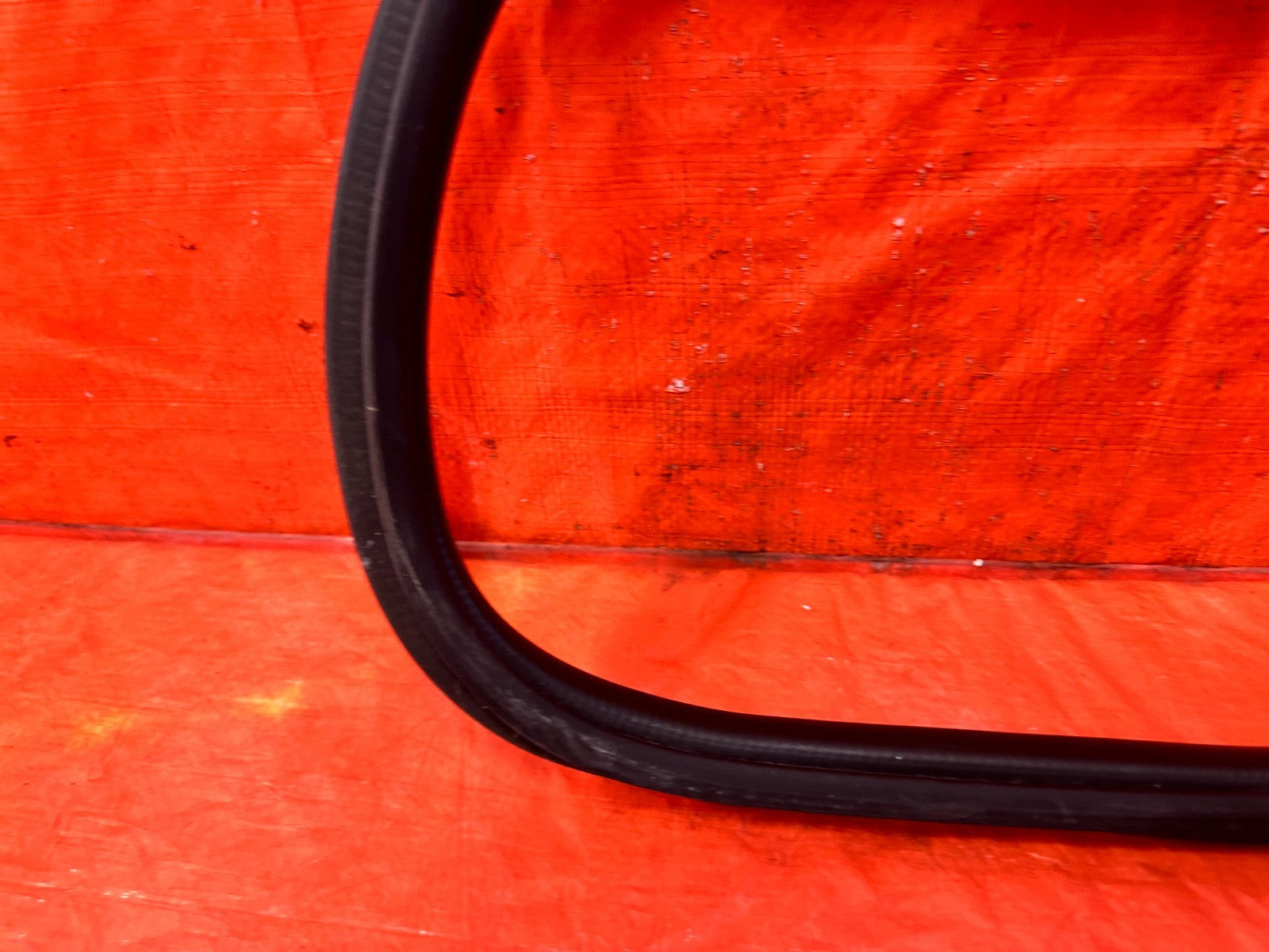09 11 MAZDA RX8 RX 8  DRIVER LEFT REAR GLASS WEATHER STRIP   OEM #30310