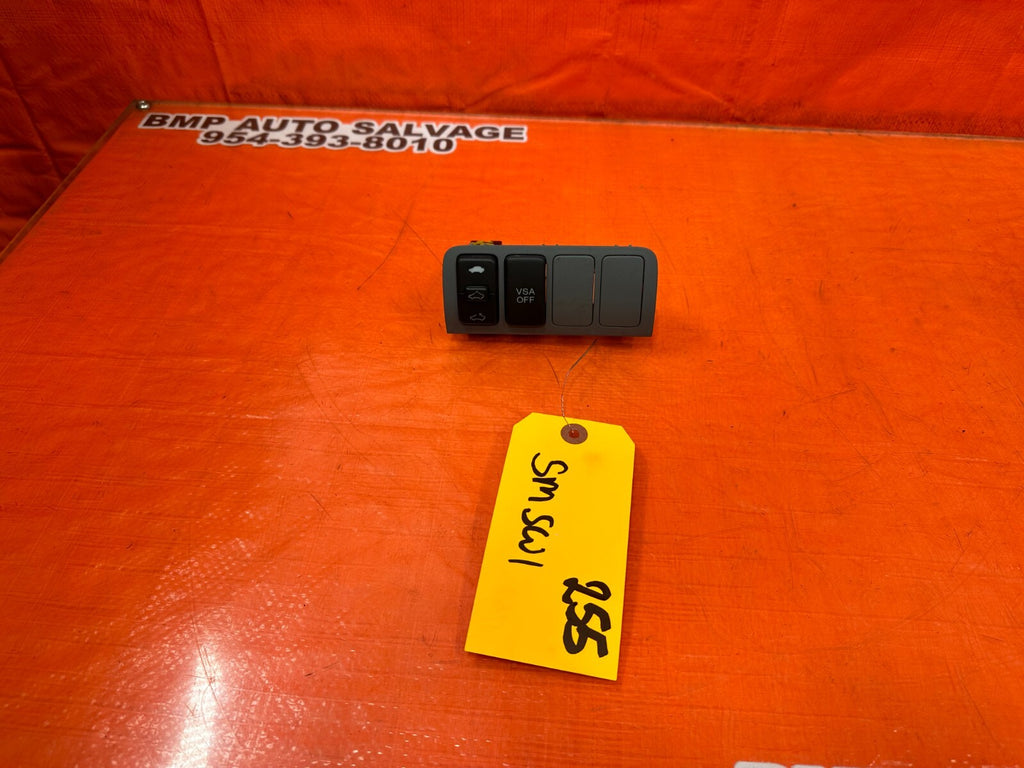 04 05 ACURA TSX   VEHICLE STABILITY ASSIST & SUNROOF SWITCH W/ BEZEL   OEM #2550