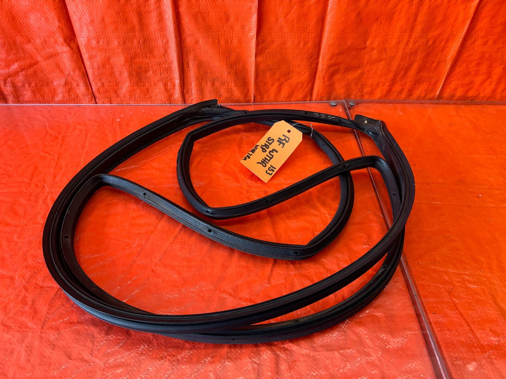 13 18 ACURA RDX PASSENGER RIGHT FRONT DOOR WEATHER STRIP SEAL GASKET OEM 1539