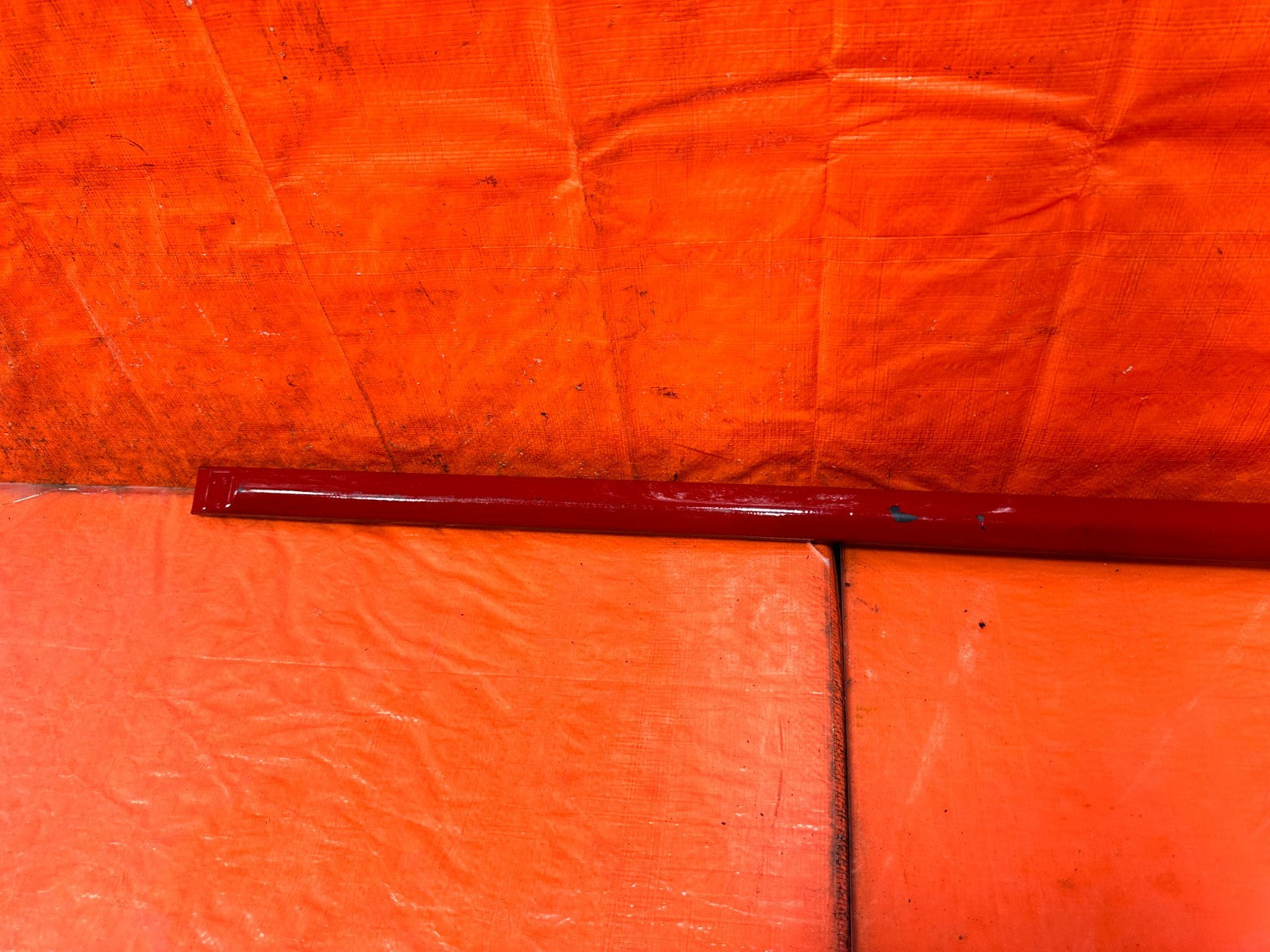 96 00 HONDA CIVIC COUPE   DRIVER LEFT DOOR MOLDING TRIM   RED   OEM 3194