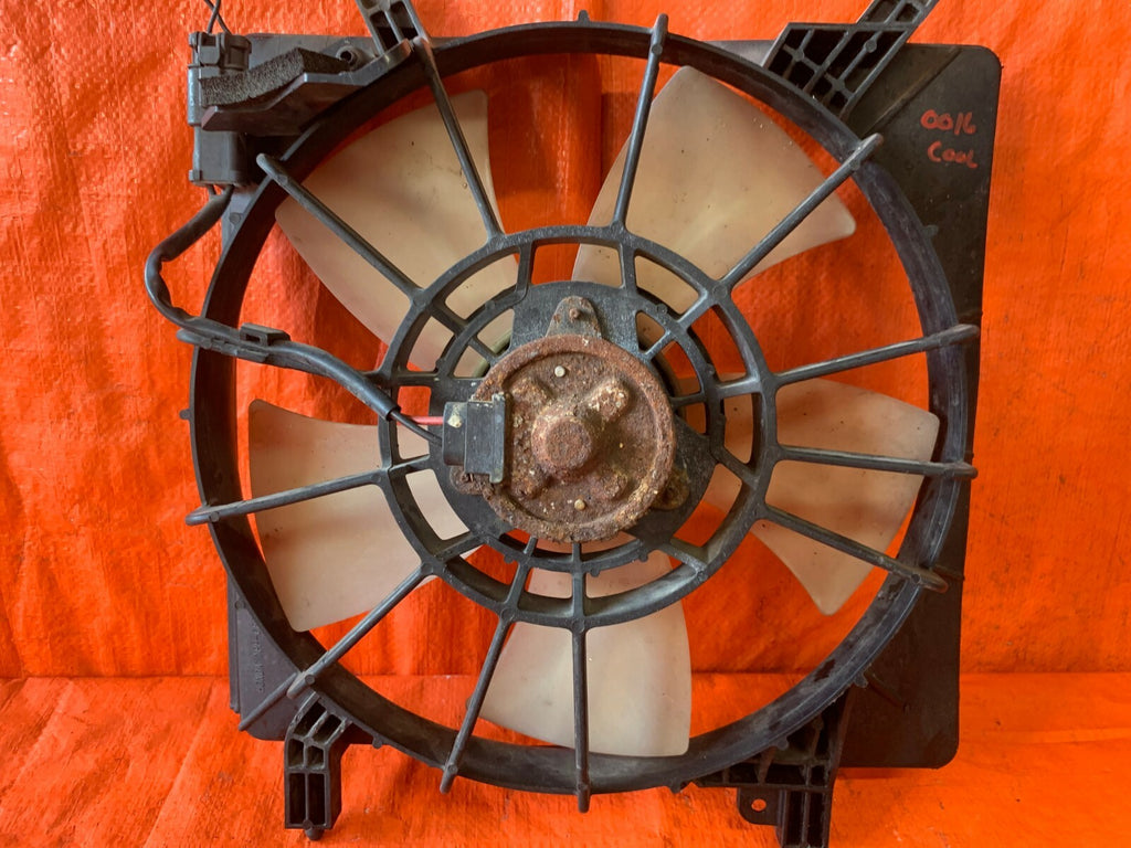 2003 03 ACURA RSX TYPE S   RADIATOR COOLING FAN   5 BLADE MODEL 4