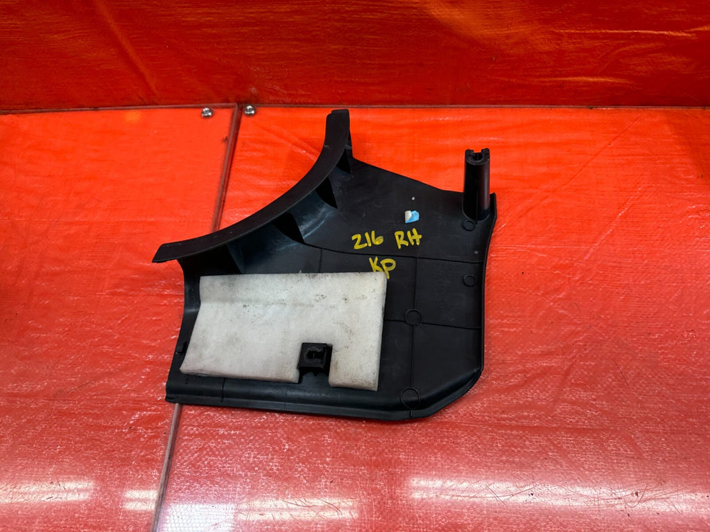02 03 HONDA CIVIC SI EP3 HATCHBACK   KICK PANEL   PASSENGER RIGHT SIDE   OEM 2168