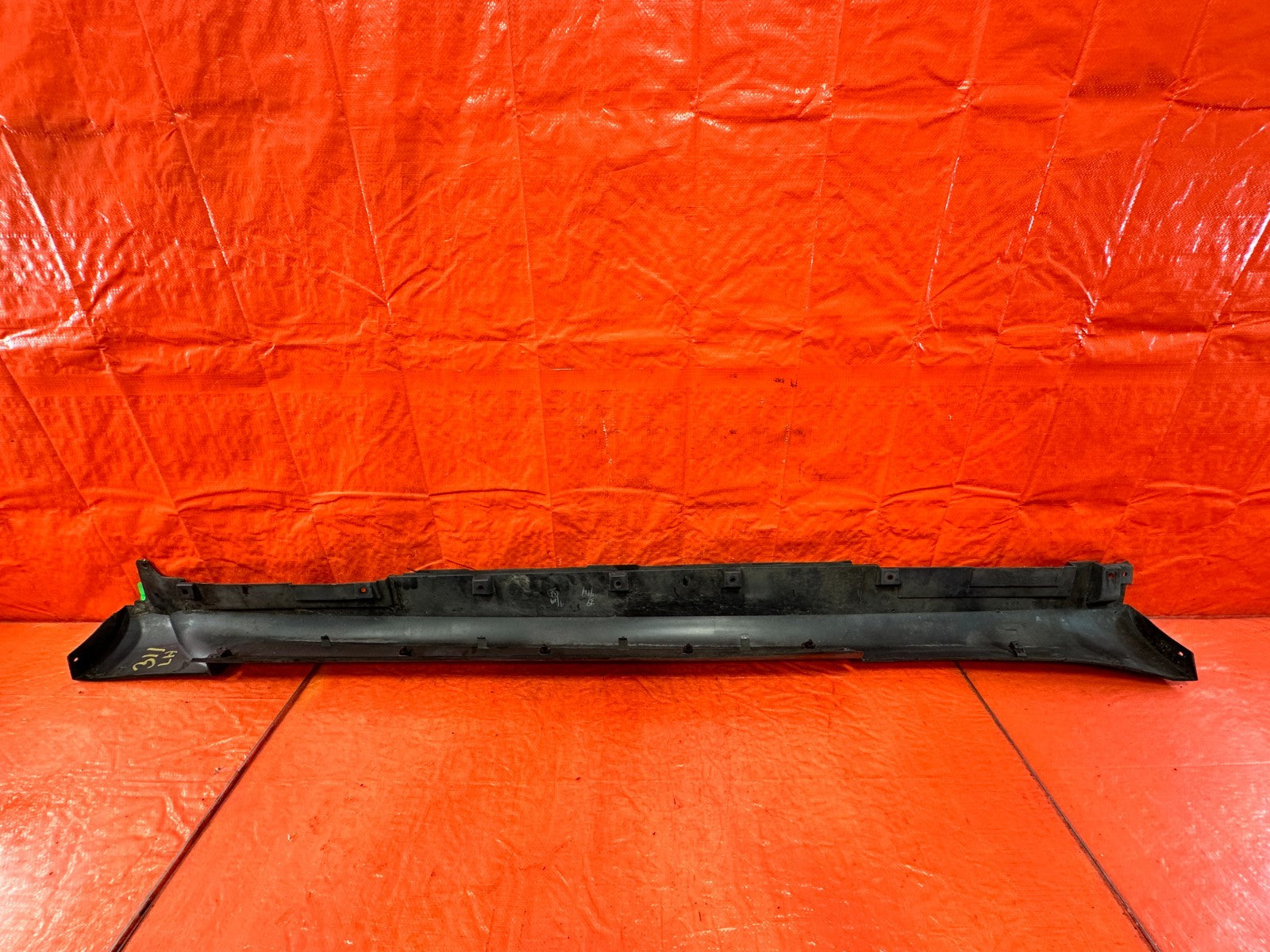2008 INFINTI G37 COUPE SPORT SIDE SKIRT ROCKER MOLDING TRIM LEFT  OEM 31110