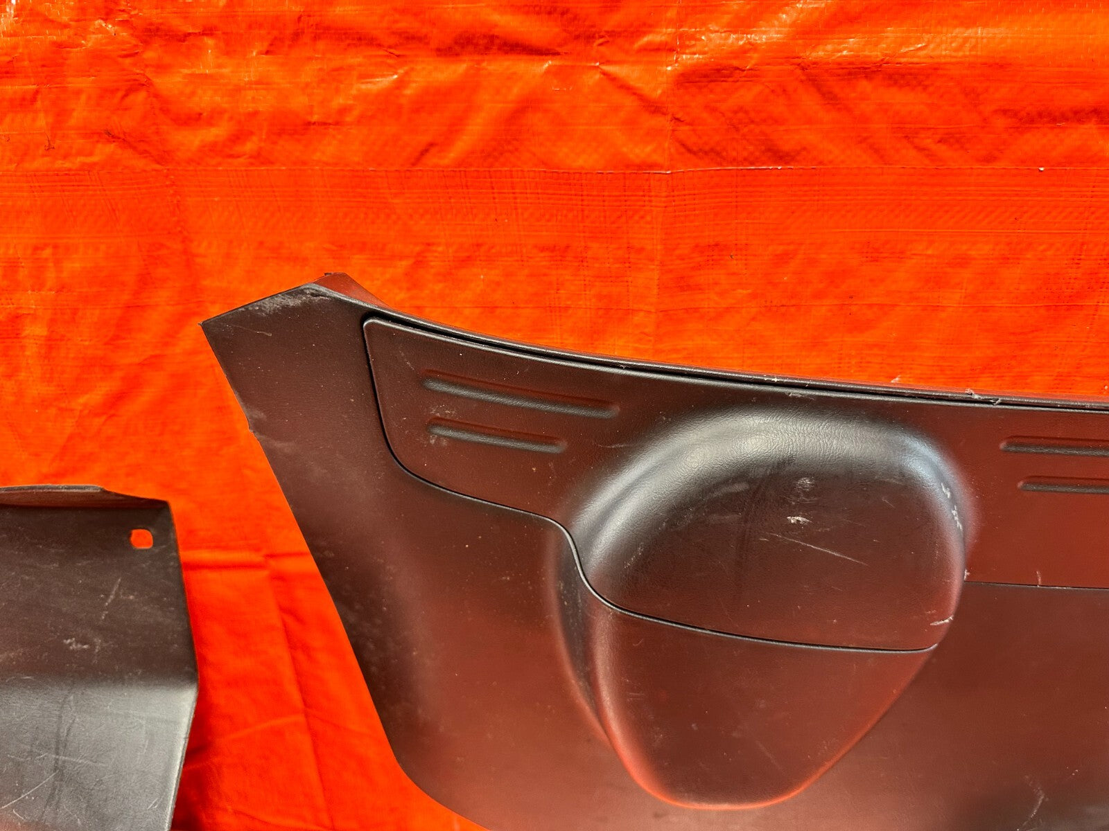 94 01 ACURA INTEGRA   2D   REAR TAIL GATE TAILGATE LINING TRIM PLASTIC OEM #28111