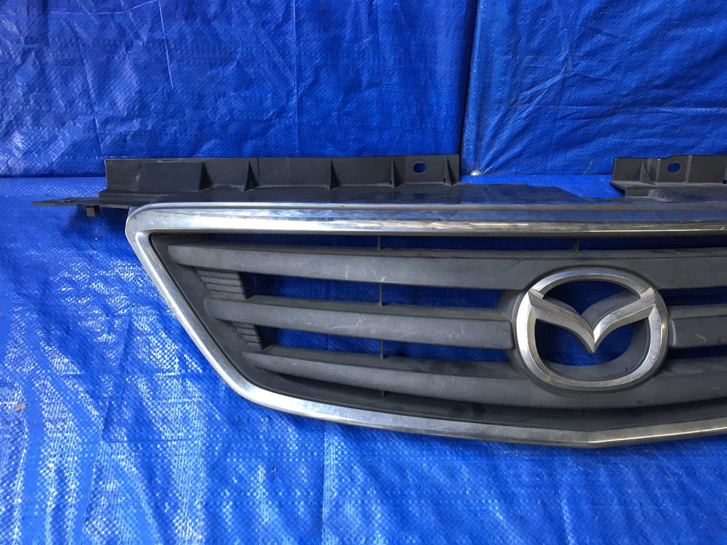 OEM 2000 2001 00 01 MAZDA MPV FRONT GRILLE LC62507123