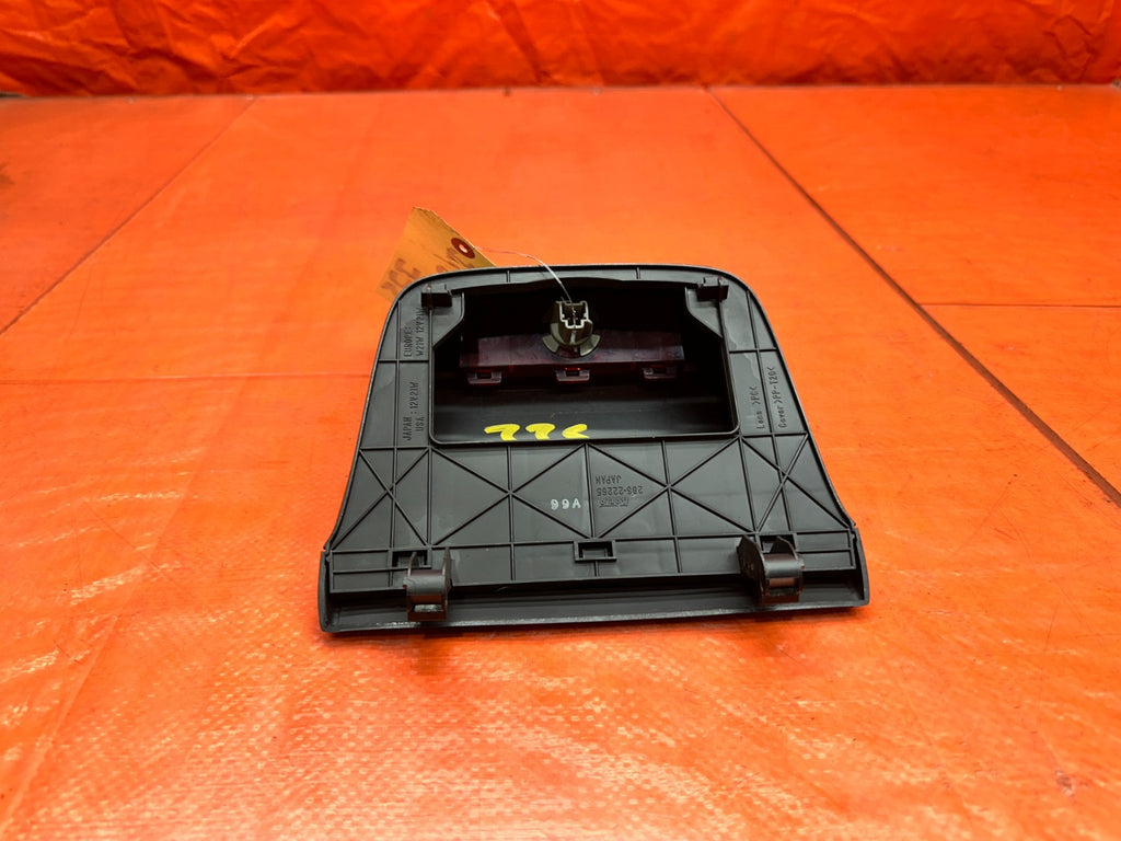 97 01 HONDA PRELUDE 2.2L REAR WINDOW THIRD 3RD BRAKE LIGHT LAMP ASSEMBLY OEM 3358
