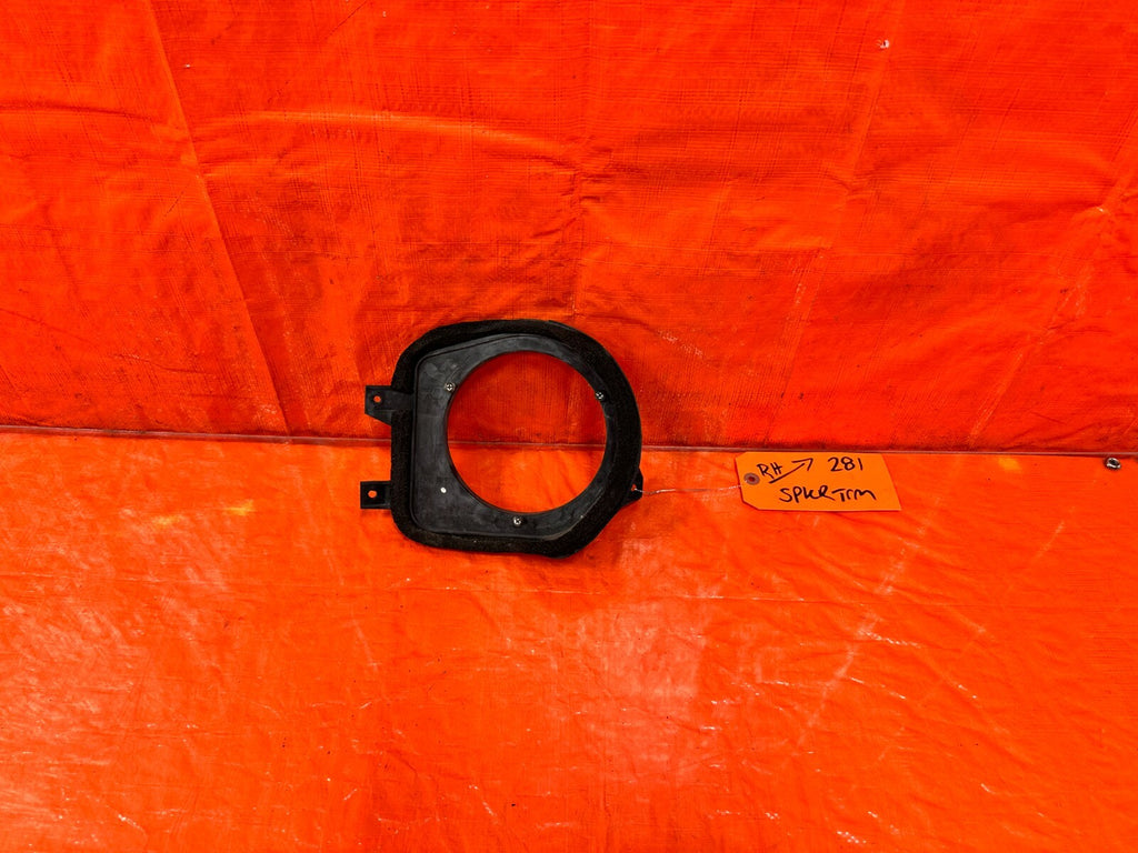 97 01 ACURA INTEGRA 2D REAR SPEAKER MOUNTING BRACKET PODS RIGHT SIDE OEM #2810