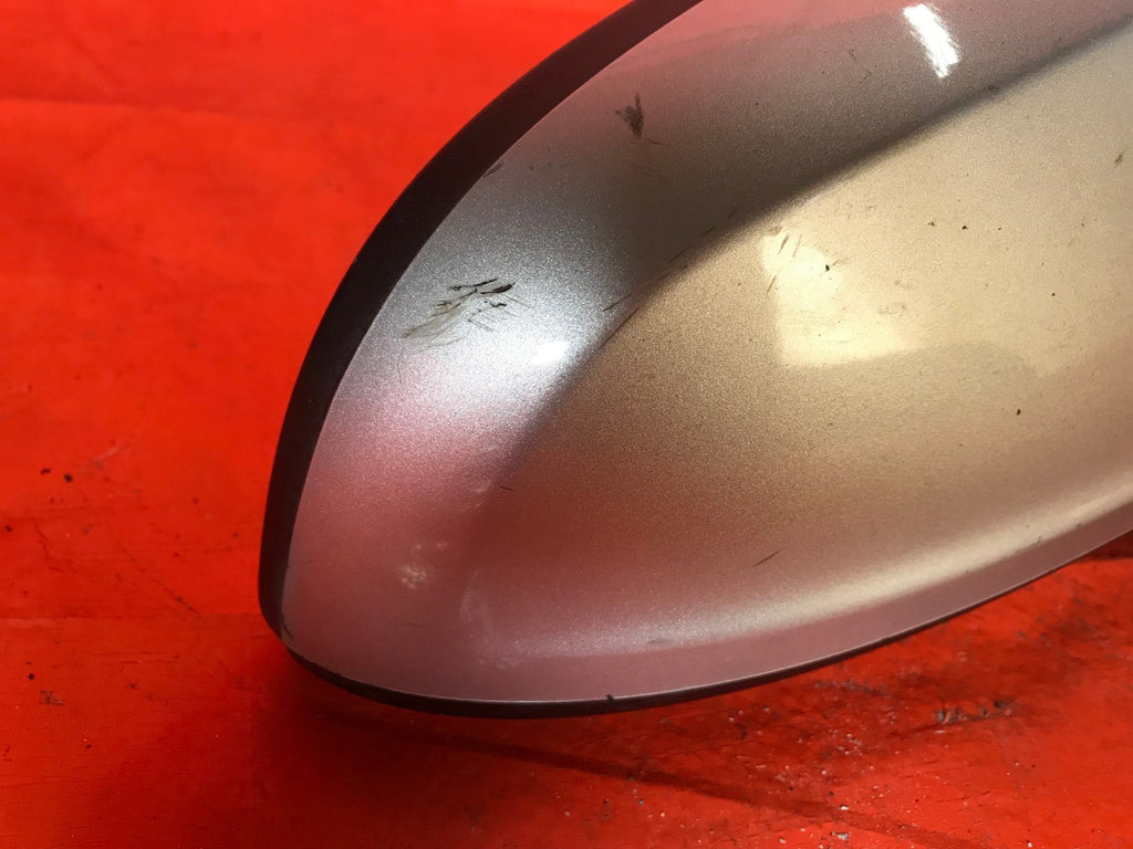 OEM 2010 10 CHEVROLET MALIBU PASSENGER RIGHT SIDE VIEW MIRROR SILVER 208936634