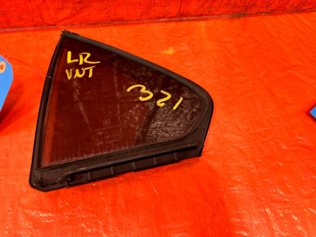 09 14 ACURA TSX   DRIVER LEFT REAR VENT GLASS   OEM FACTORY #3212
