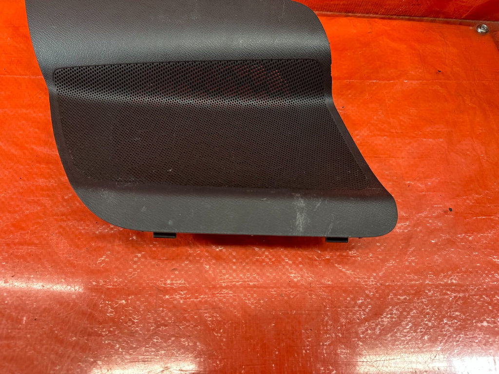 02 05 HONDA CIVIC SI EP3 HATCHBACK REAR SPEAKER COVER TRIM   LEFT SIDE OEM #2302