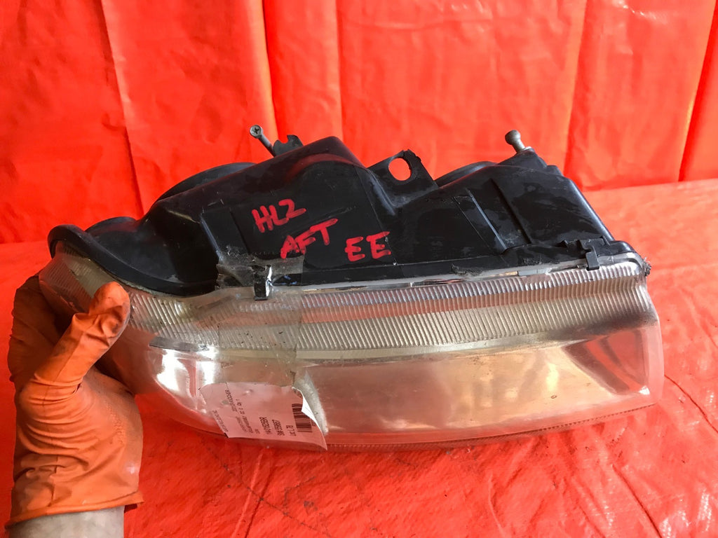 EAGLE EYES BRAND   2001 01 JEEP GRAND CHEROKEE PASSENGER RIGHT HEADLIGHT LAMP R6
