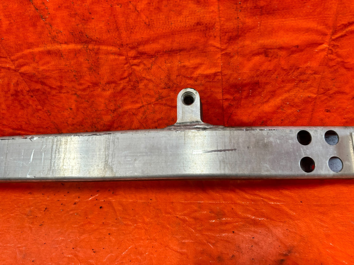 08-15 INFINITI G37 COUPE - FRONT CRASH BEAM REINFORCEMENT IMPACT RE BAR OEM  3293