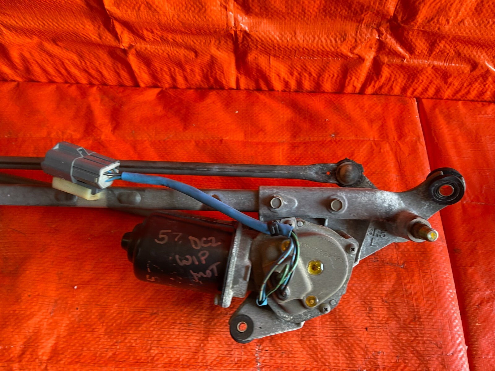 94   01 ACURA INTEGRA 2 & 4 DOOR FRONT WINDSHIELD WIPER MOTOR WITH LINKAGE #575