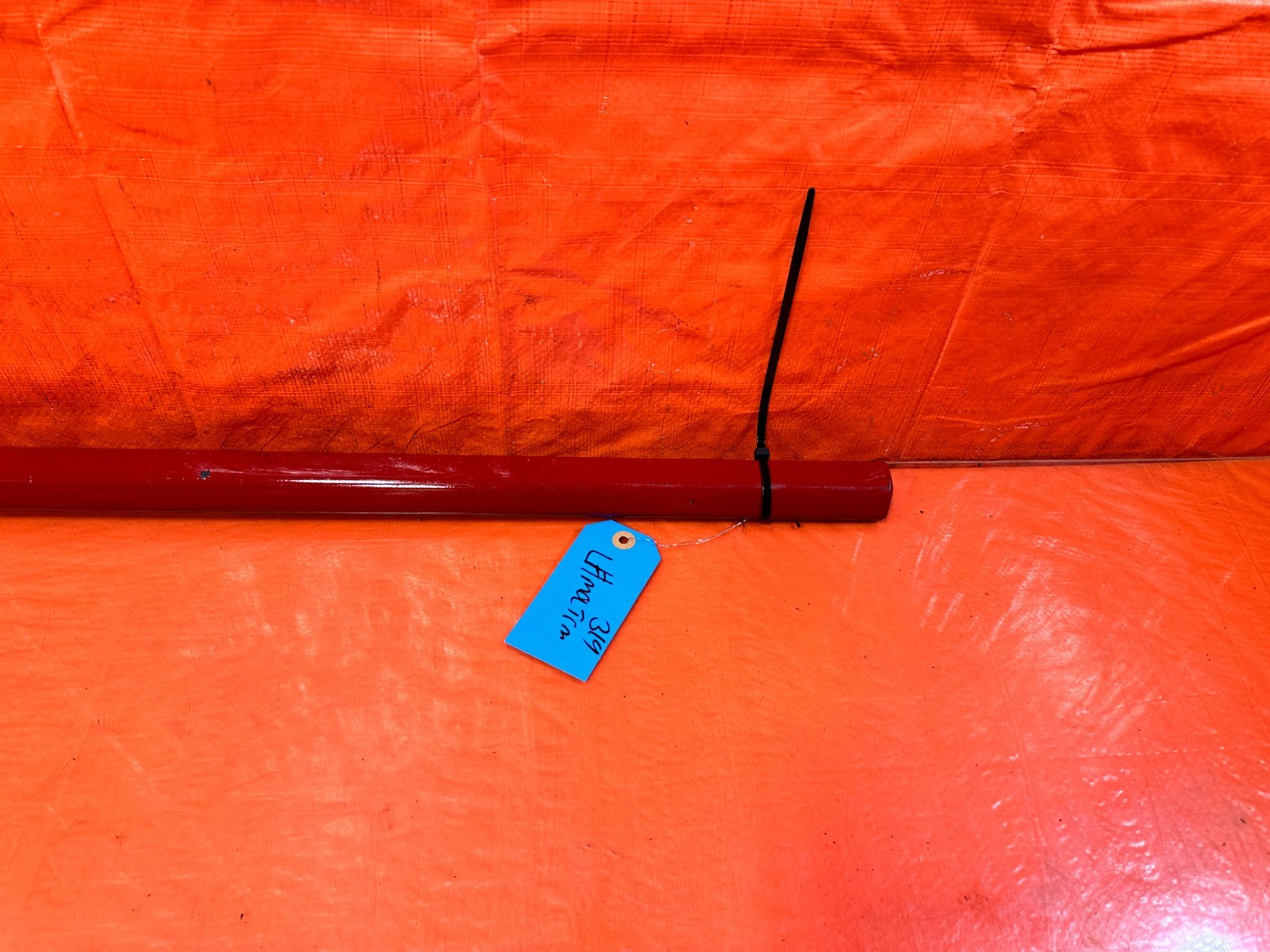 96 00 HONDA CIVIC COUPE   DRIVER LEFT DOOR MOLDING TRIM   RED   OEM 3191