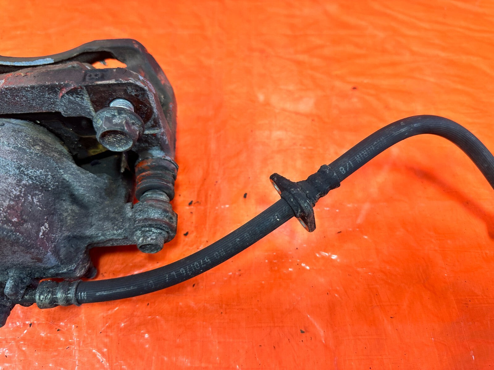 94 95 ACURA INTEGRA   DRIVER LEFT FRONT BRAKE CALIPER   OEM FACTORY 2745