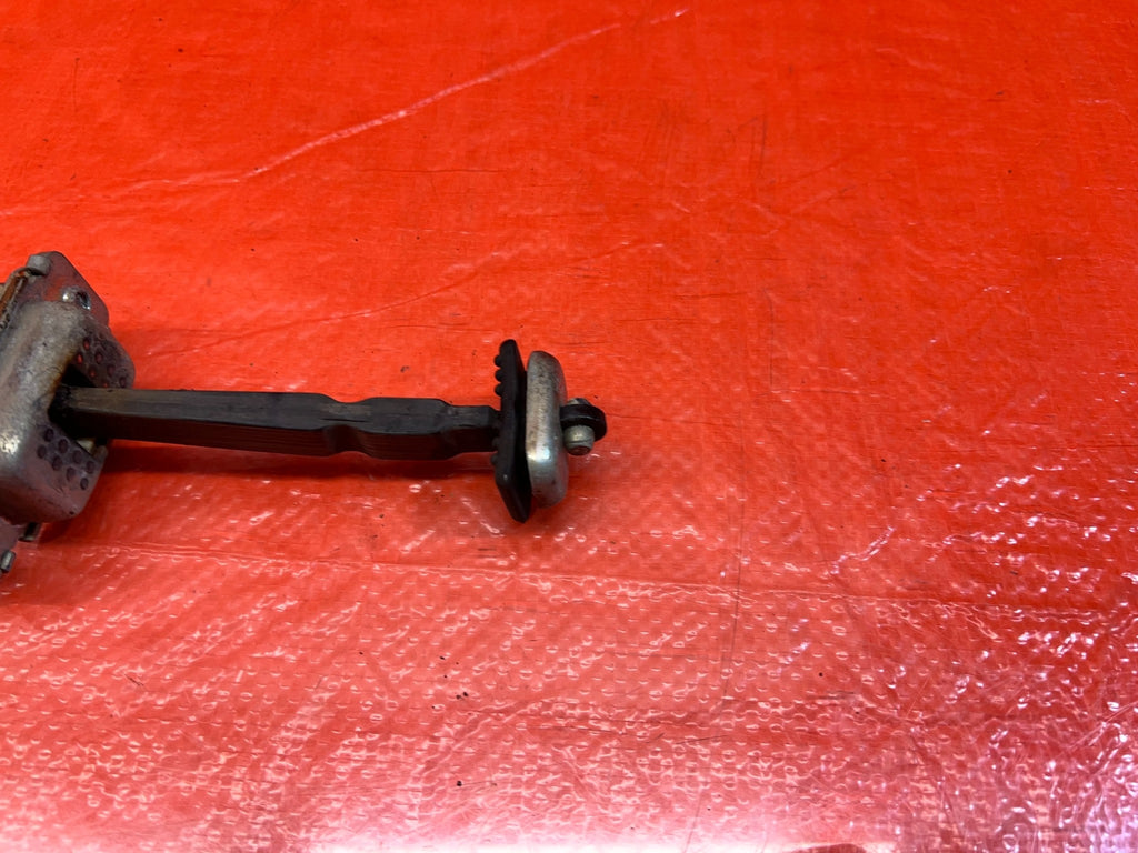 98 02 HONDA ACCORD SEDAN   PASSENGER REAR DOOR CHECKER HINGE ARM STOPPER OEM 16710