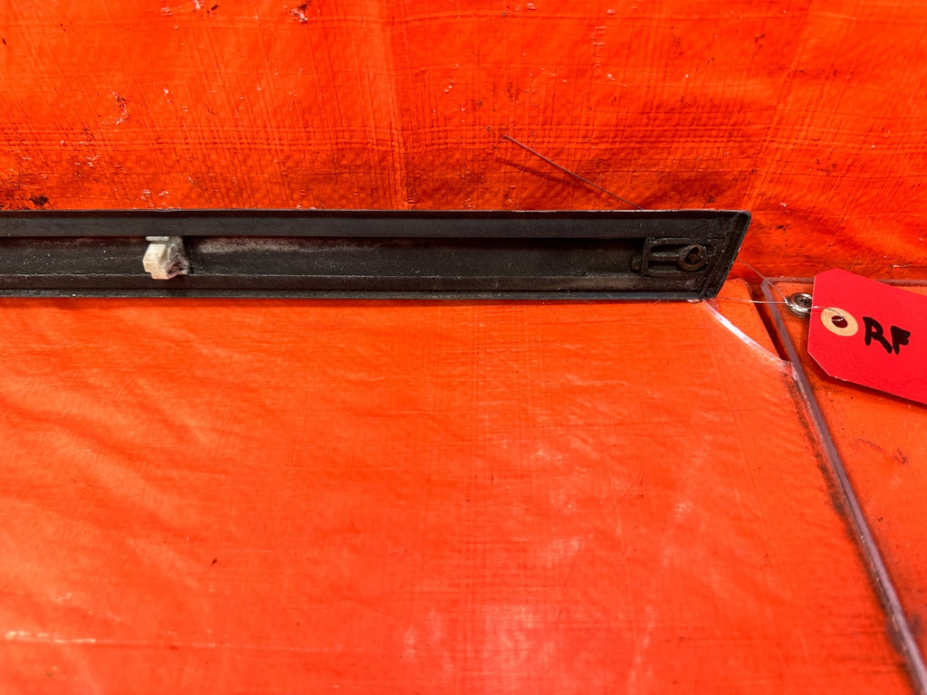 94 01 ACURA INTEGRA 2D   DOOR MOLDING IMPACT STRIP   RIGHT SIDE   OEM #3096