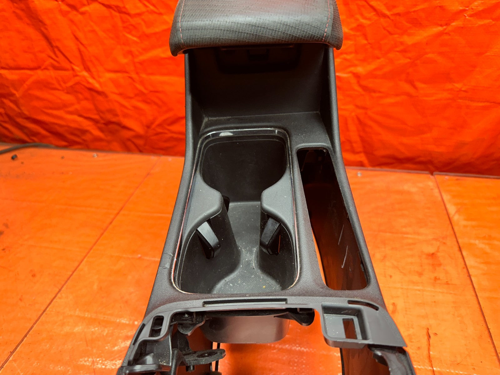 13 15 HONDA CIVIC SI 4D 2.4L FRONT CENTER CONSOLE LID ARM REST BLACK OEM #3347