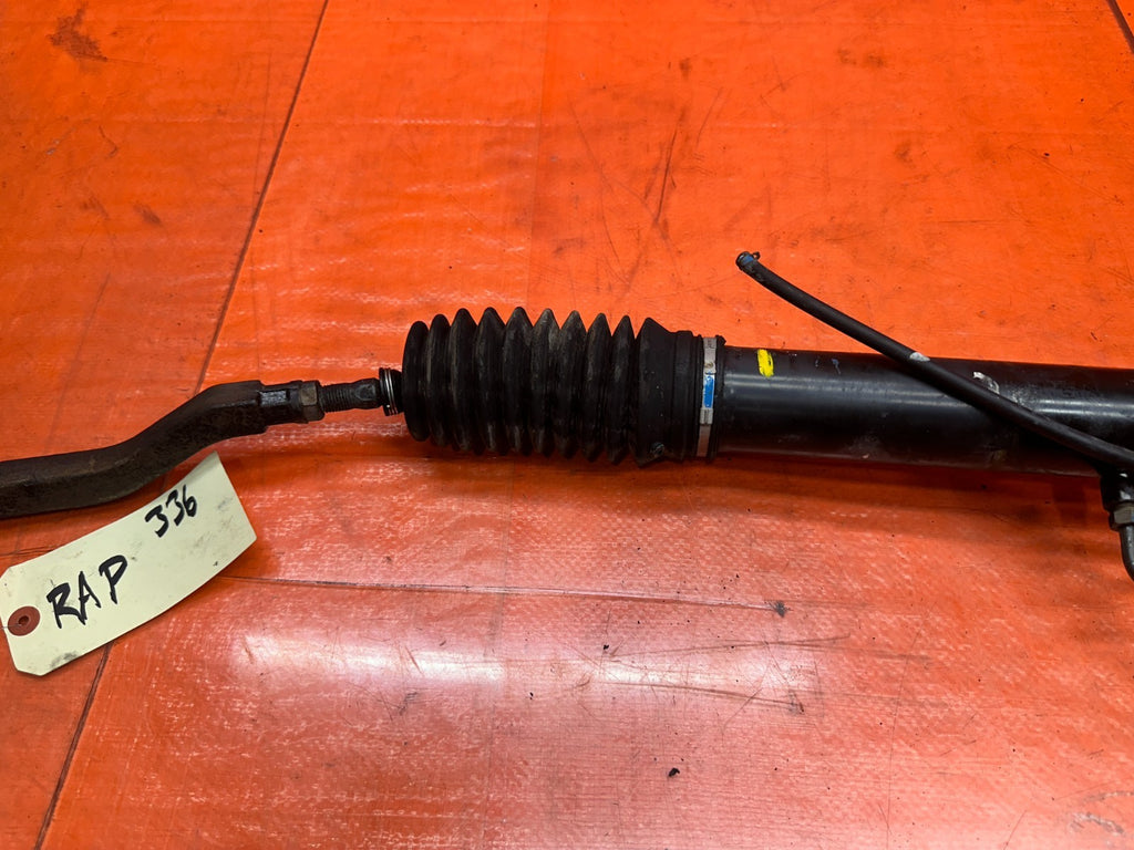 97 01 HONDA PRELUDE 2.2L POWER STEERING RACK AND PINION GEAR BOX OEM #33611