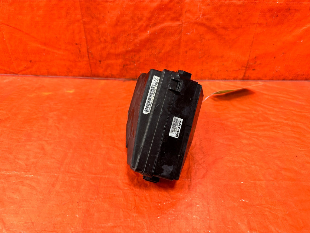 07 08 HONDA CIVIC SI SEDAN   EXTERIOR UNDER THE HOOD ENGINE BAY FUSE BOX OEM 3001