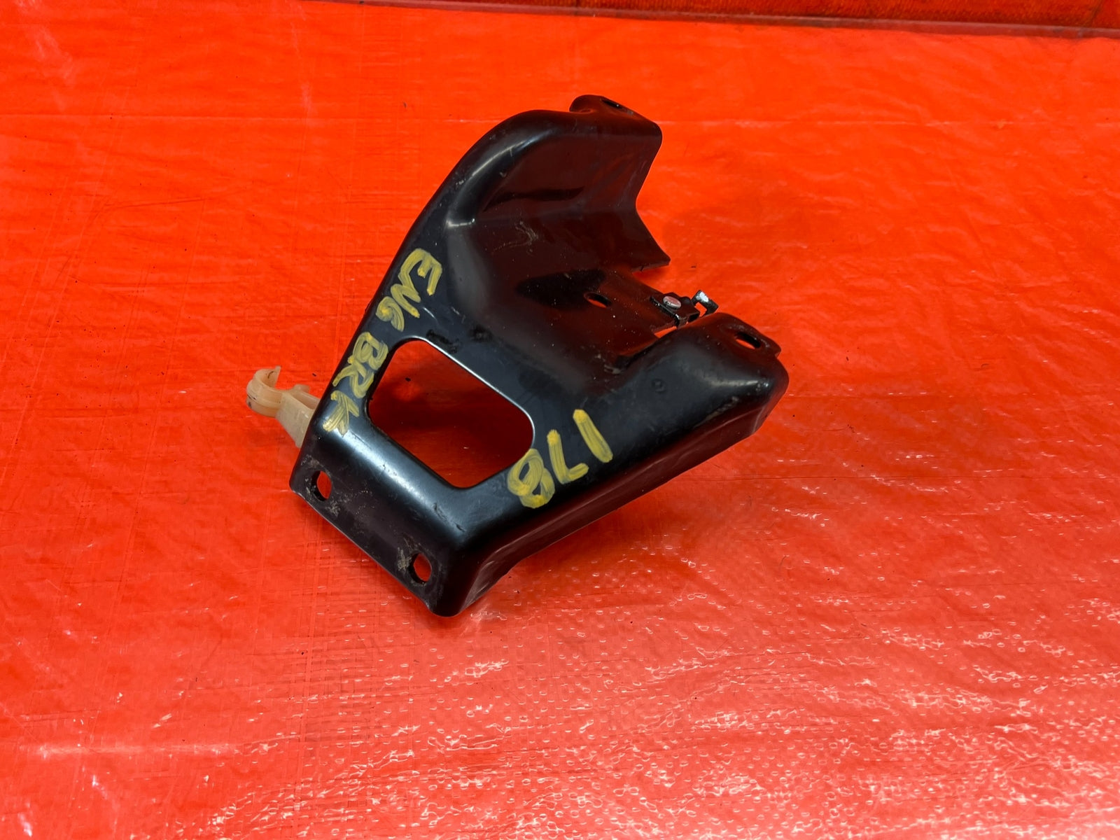 94 01 ACURA INTEGRA   NON VTEC B18B1 B18B INTAKE MANIFOLD BRACKET BRACE OEM #1787