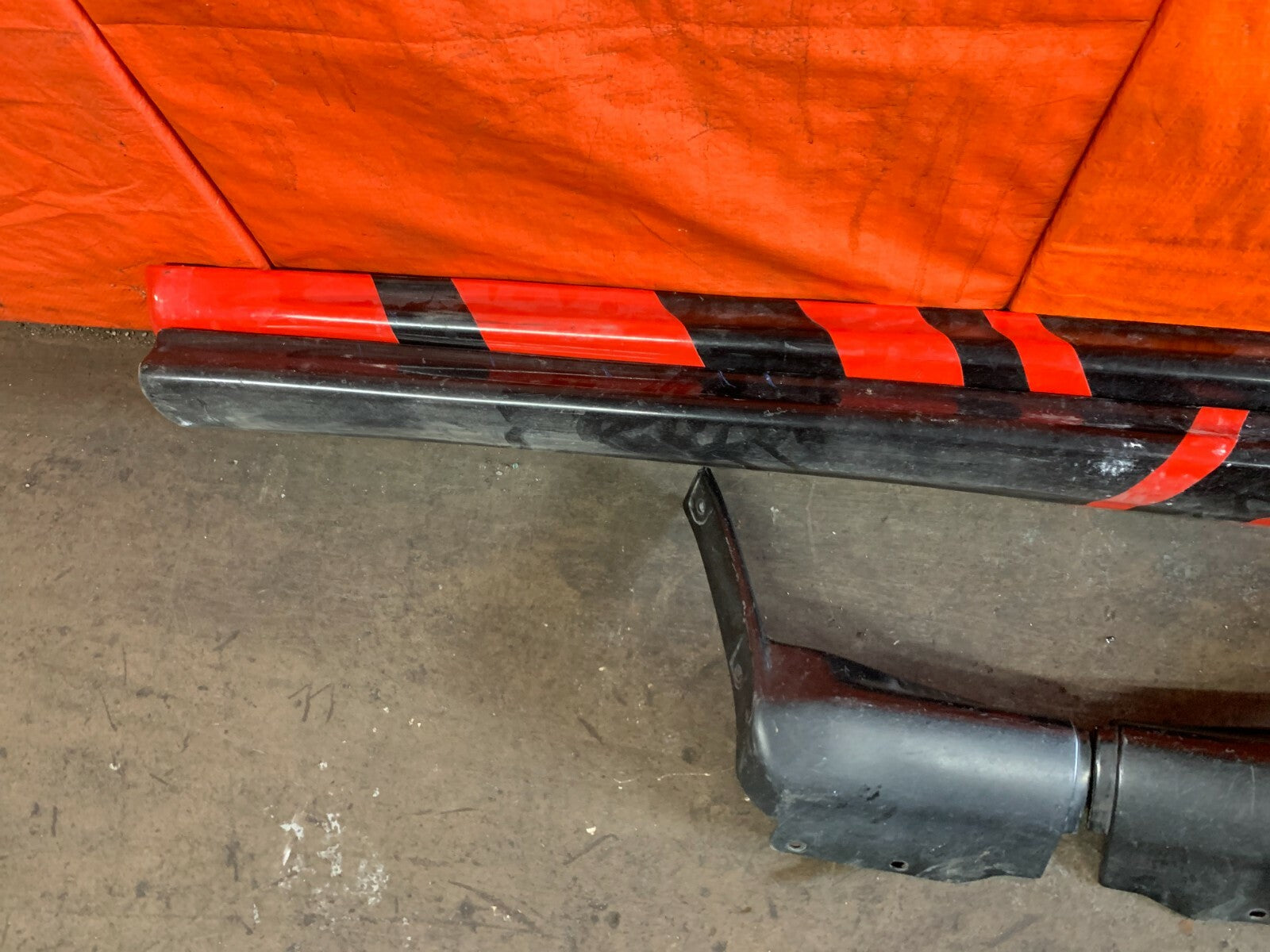 88 94 NISSAN SKYLINE GT R GTR BNR32   SIDE SKIRT SET SKIRTS W/ APRON   OEM OE5
