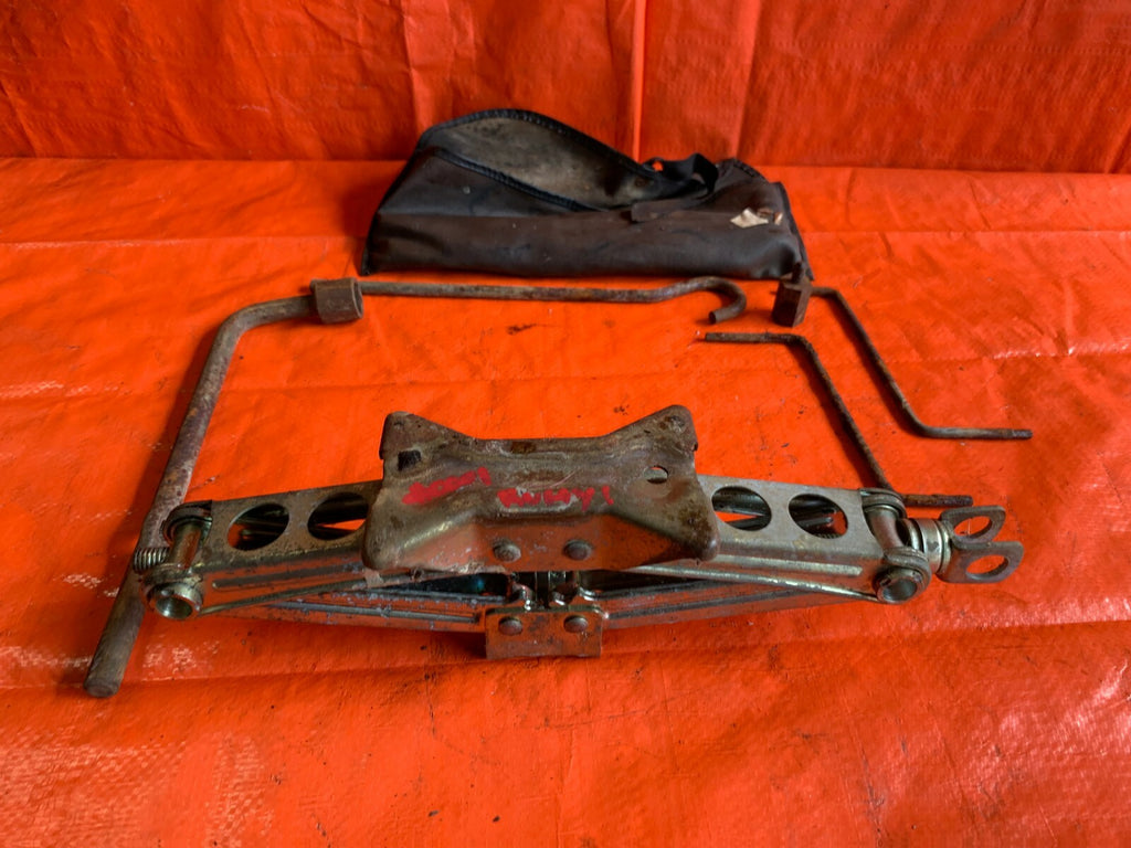 OEM 2003 03 ACURA RSX TYPE S   COMPLETE SPARE TIRE TOOL KIT8