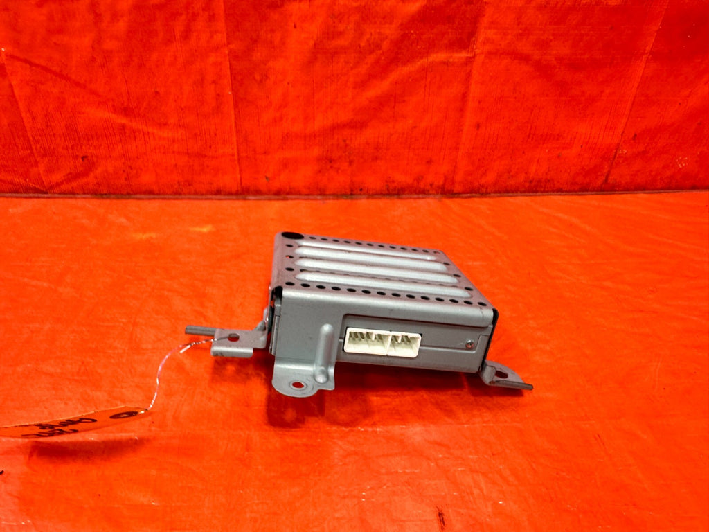 13 20 SUBARU BRZ   AUDIO AMPLIFIER AMP   86221CA101   OEM FACTORY #2922