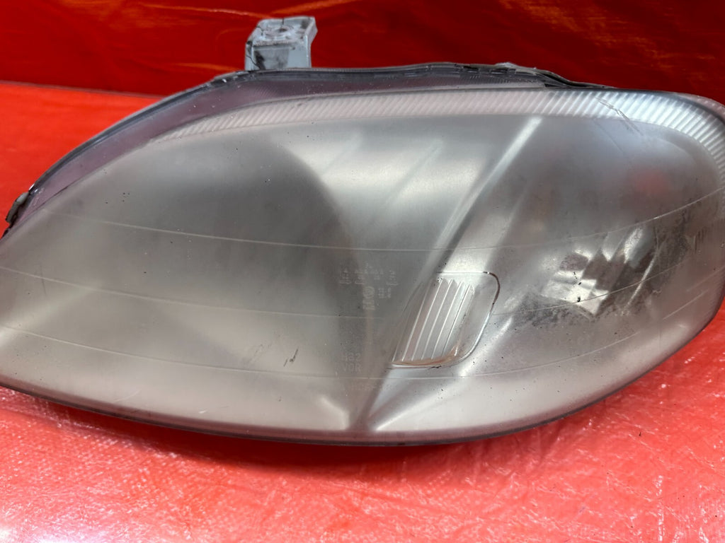 99 00 HONDA CIVIC   HEADLIGHT HEADLAMP   DRIVER LEFT SIDE   OEM   FLAW    #1958
