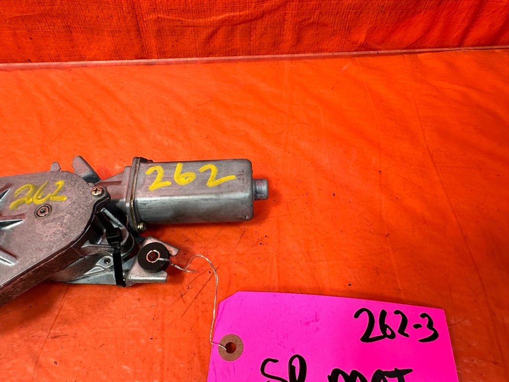 04 08 NISSAN 350Z CONVERTIBLE   CONVERTIBLE TOP MOTOR   OEM FACTORY #262 35