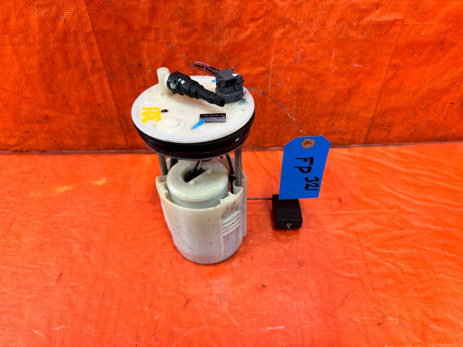 09 14 ACURA TSX 2.4L   GASOLINE GAS FUEL PUMP SENDING UNIT W/ HOUSING   OEM #3210