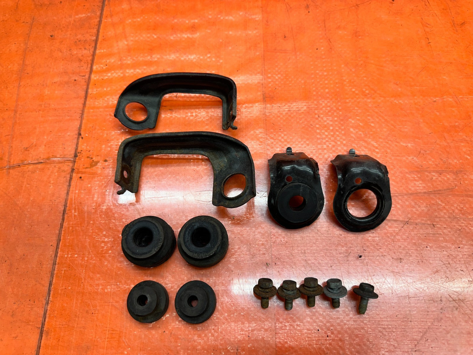 13 15 HONDA CIVIC SI 4D FRONT UPPER RADIATOR AC CONDENSER MOUNT BRACKETS 3344