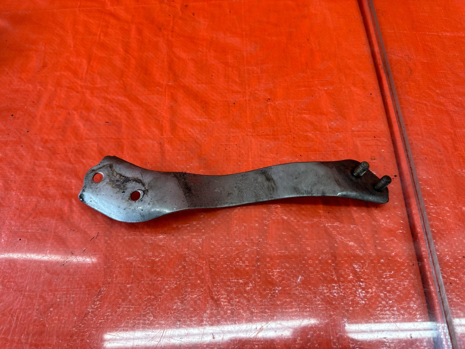 92 95 HONDA CIVIC EX SI SOHC VTEC D16Z6   EXHAUST MANIFOLD BRACKET BRACE OEM 1997