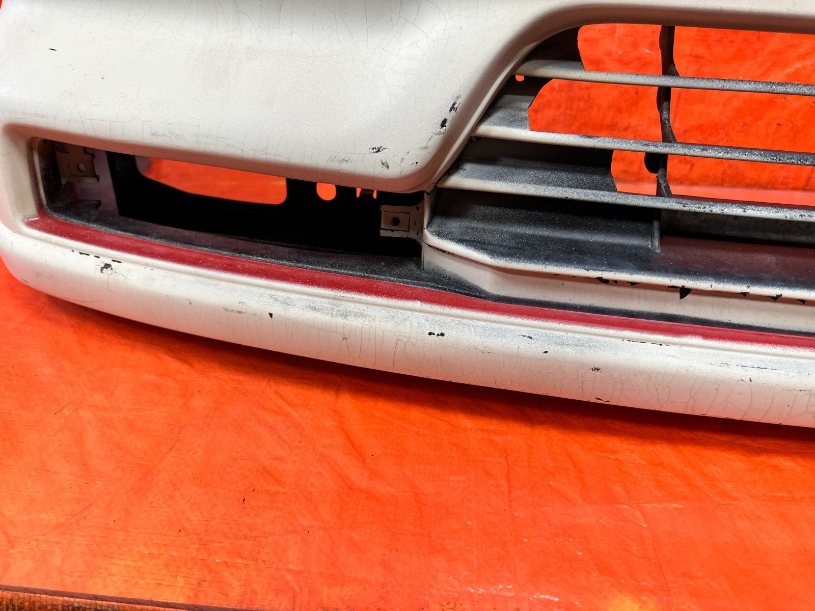 90 91 HONDA CIVIC HATCHBACK FRONT BUMPER COVER W/ RE BAR AND LIGHTS COMPLETE OEM13