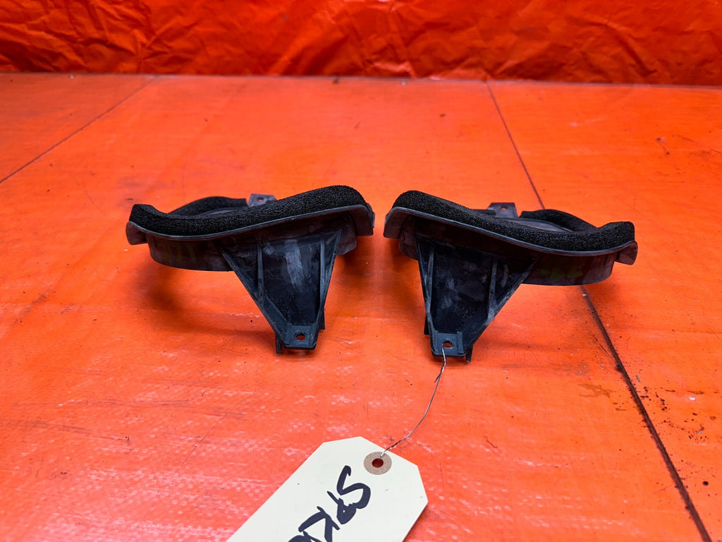 94 01 ACURA INTEGRA 2D REAR AUDIO SPEAKER MOUNTING BRACKET PAIR OEM #3317