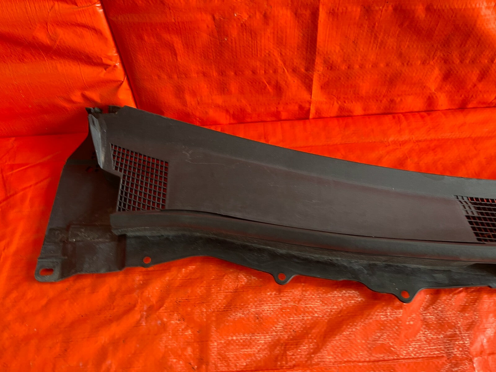 08 10 INFINITI G37 SPORT S 2D COUPE   FRONT WINDSHIELD WIPER COWL SET LEFT RIGHT6