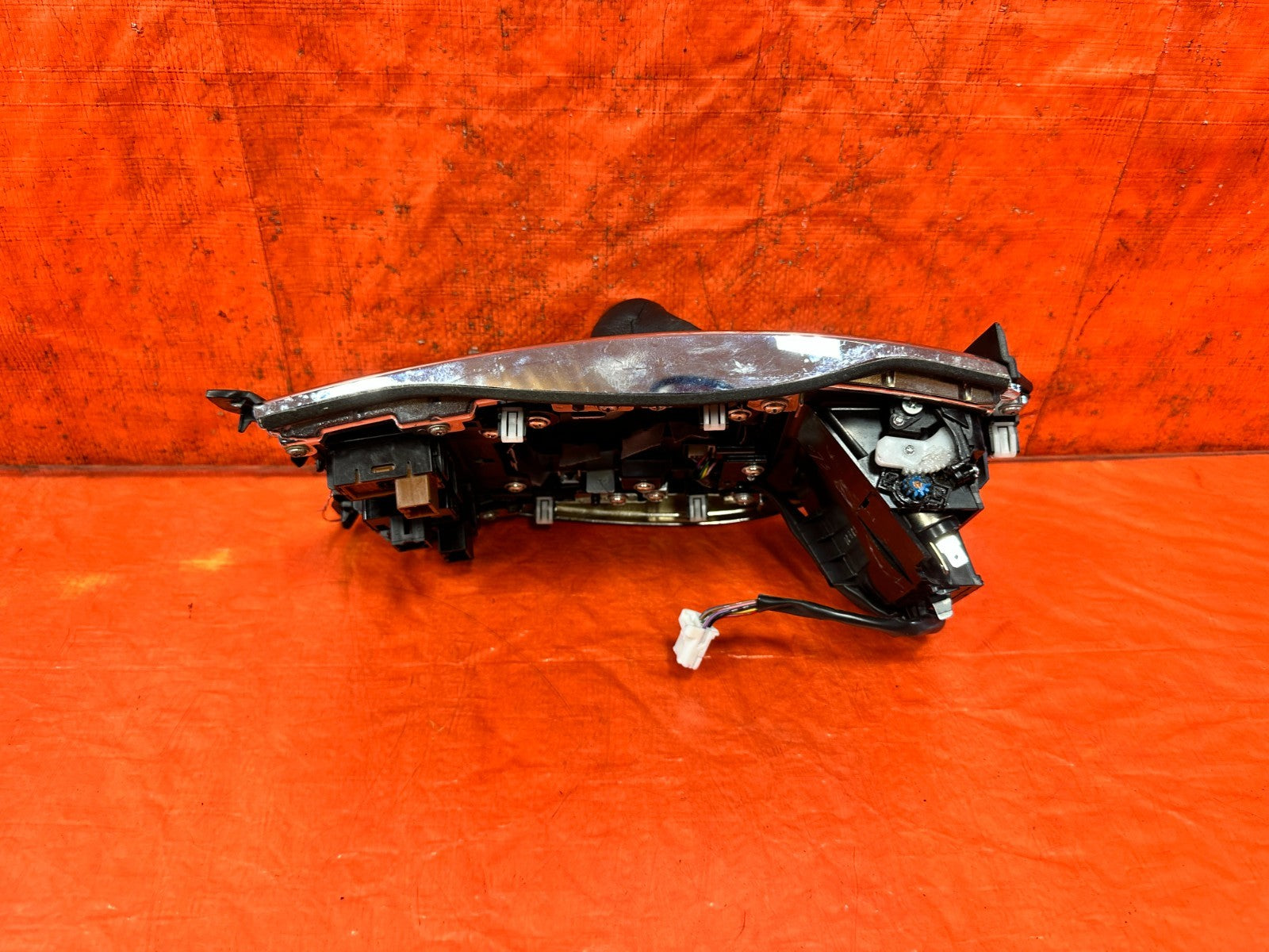 09 13 INFINITI G37 CONVERTIBLE   AUTOMATIC SHIFTER CONSOLE COMPLETE   OEM #3297